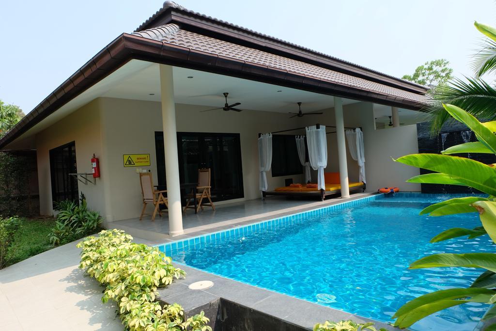 Thai Thani Pool Villa Resort Jomtien Beach Exterior photo