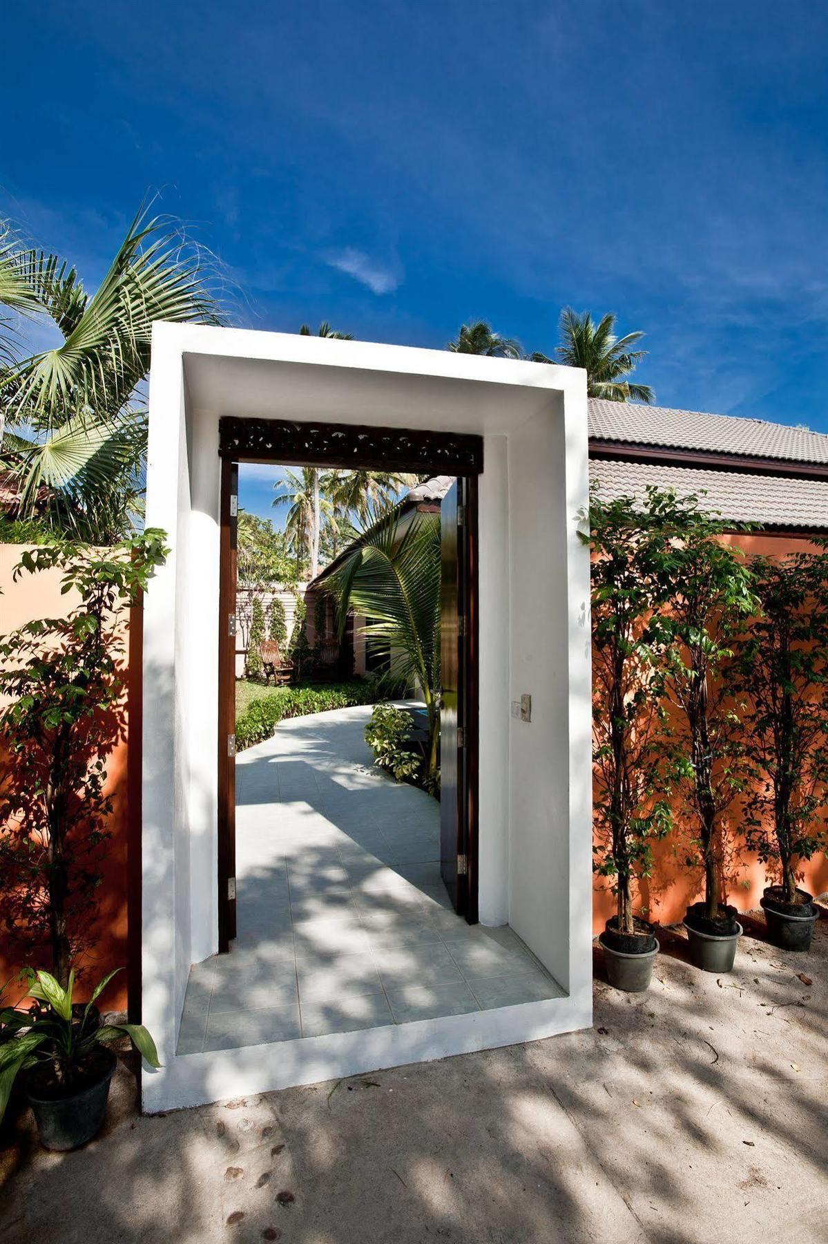 Thai Thani Pool Villa Resort Jomtien Beach Exterior photo