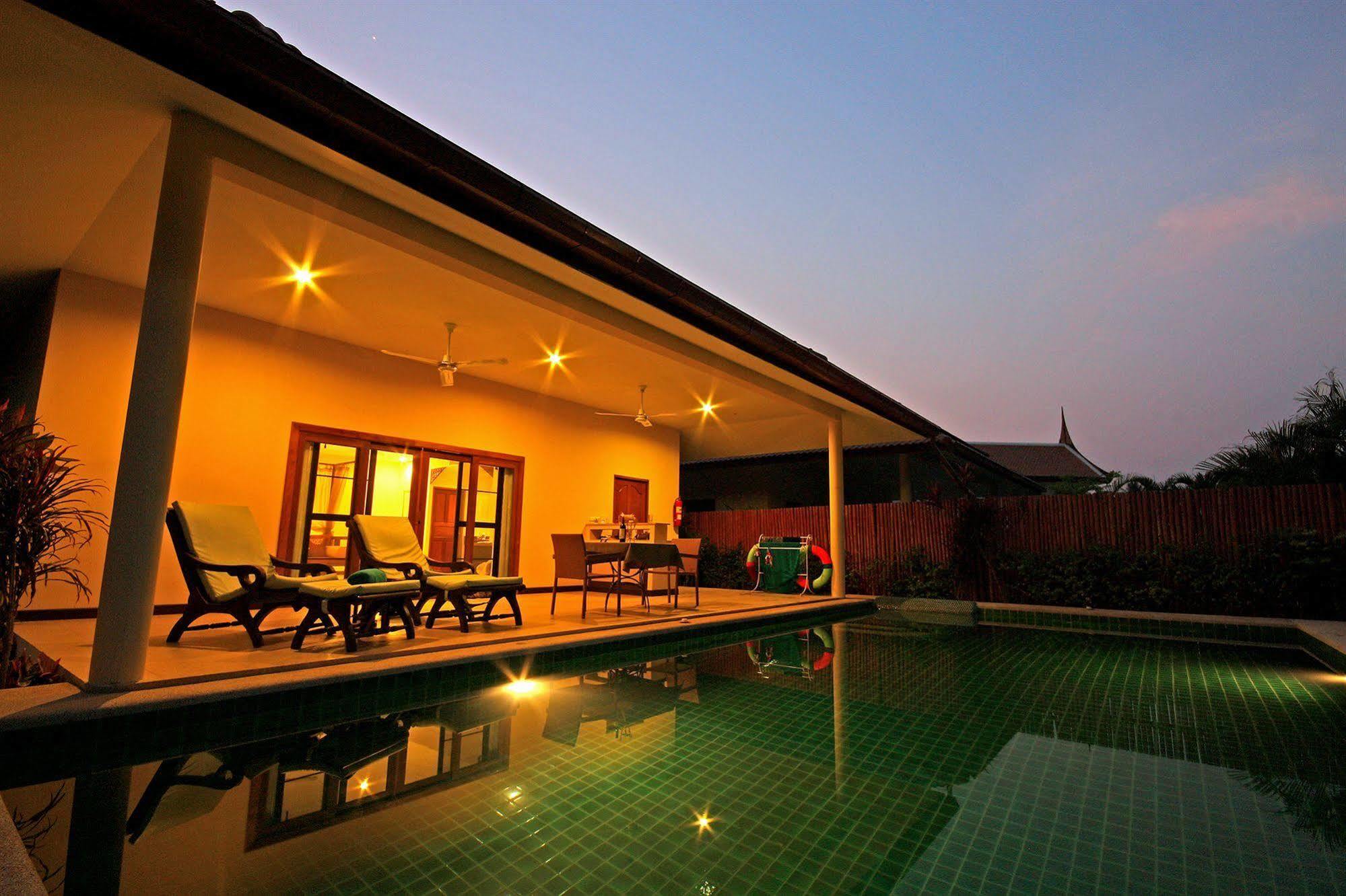 Thai Thani Pool Villa Resort Jomtien Beach Exterior photo